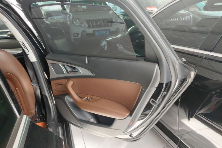 奥迪A6L 2016款 45 TFSI quattro 运动型中控内饰45