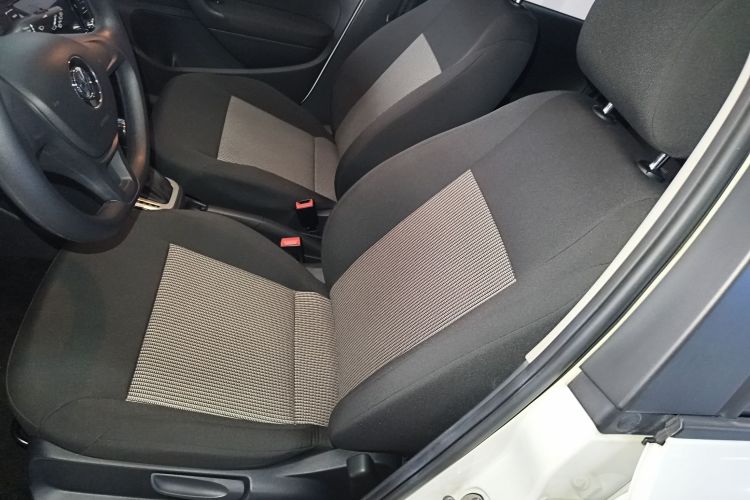 大众 Polo 2016款 1.4L 自动风尚型局部细节19