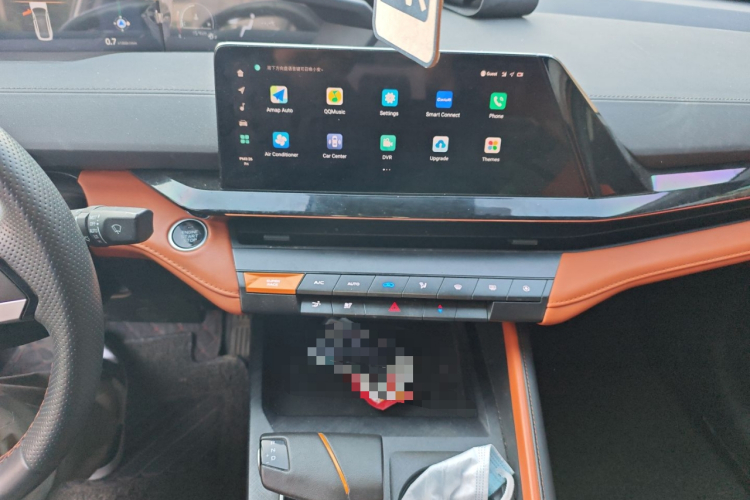 长安UNI-V 2023款 1.5T 运动版局部细节16