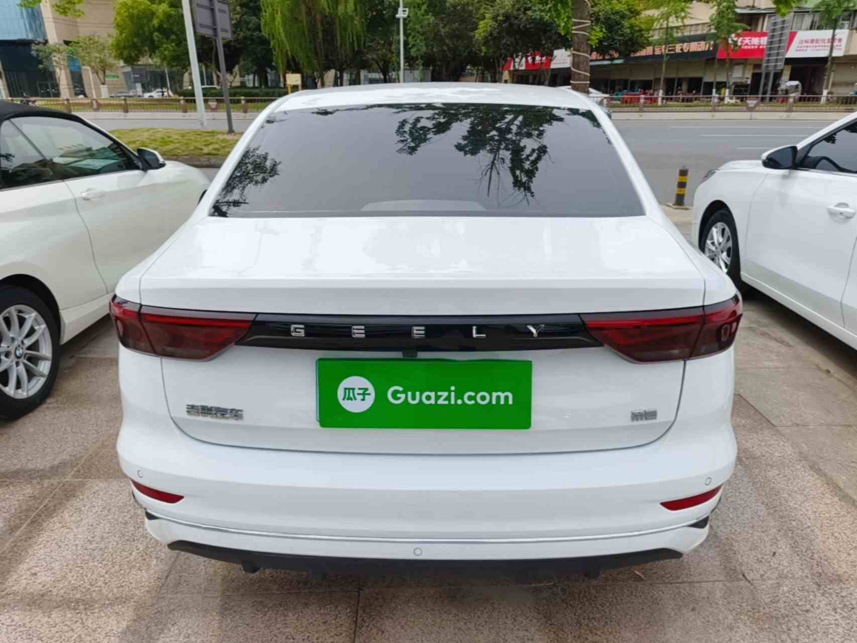 吉利汽车 帝豪 2025款 第4代 1.5L 手动龙腾版(3)