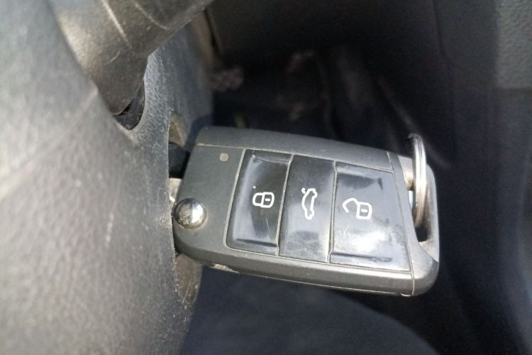 大众 高尔夫 2015款 1.6L 自动舒适型中控内饰11