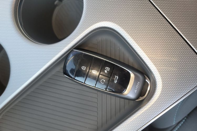 埃安 AION Y 2025款 Plus 510 乐享版 58.9kWh中控内饰7001