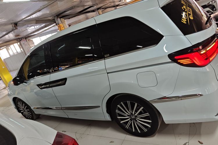 本田 艾力绅 2024款 2.0L e:HEV 豪华版车身外观6003