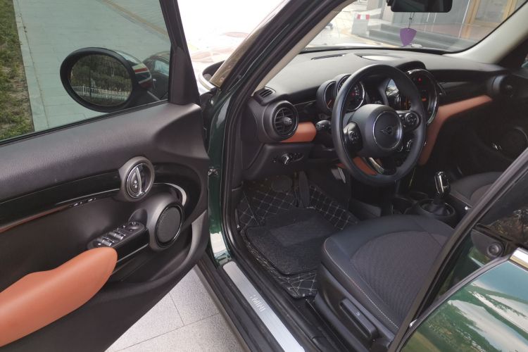 MINI 2018款 1.5T ONE PLUS中控内饰20