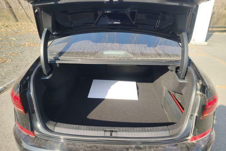 大众 帕萨特 2024款 380TSI 星空豪华版机舱底盘23