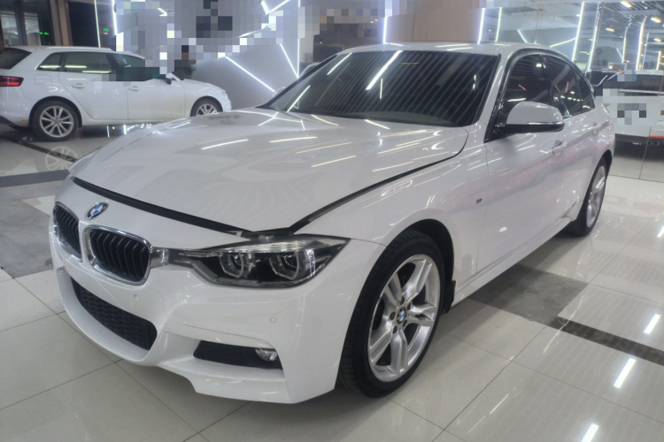 宝马3系 2018款 320i M运动套装车身外观1