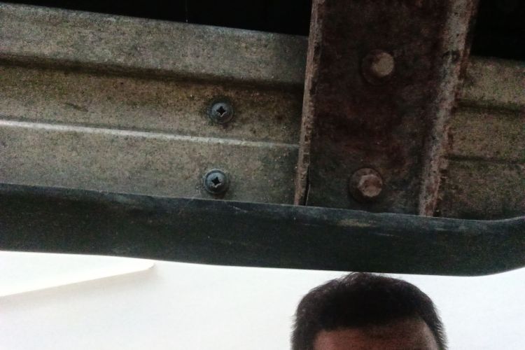 北京BJ40 2016款 40L 2.3T 自动四驱尊享版局部细节9002