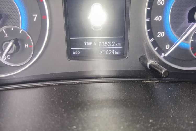 东风风光 风光S560 2019款 1.8L 手动都市型中控内饰15