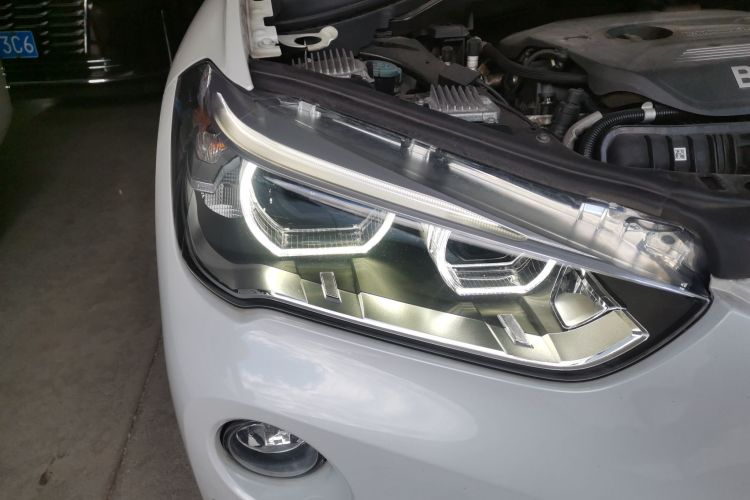 宝马X1 2018款 sDrive20Li 领先型车身外观8