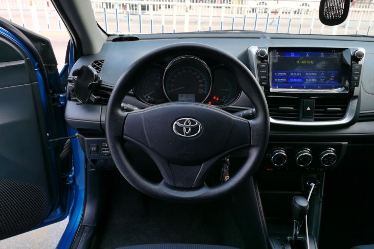 丰田 YARiS L 致炫 2016款 改款 1.5E CVT魅动版中控内饰13