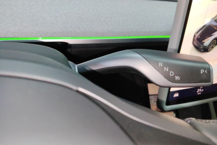 特斯拉 Model Y 2024款 后轮驱动版局部细节18