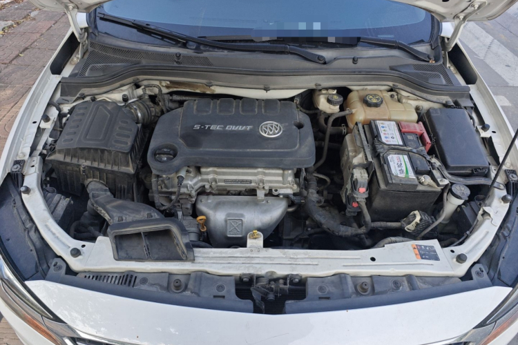 别克 英朗 2021款 典范 1.5L 自动精英型局部细节24