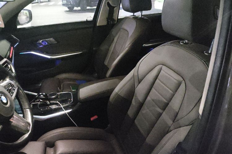 宝马3系 2021款 320Li M运动套装局部细节19