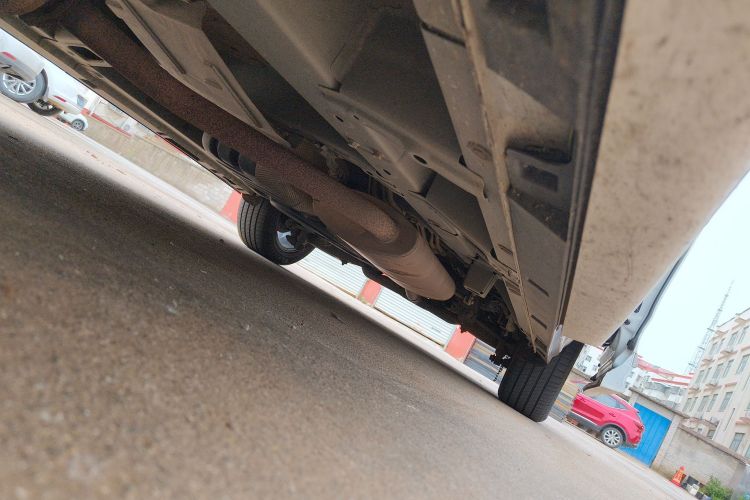 广汽传祺 传祺M8 2020款 领航款 390T 尊贵版局部细节9002