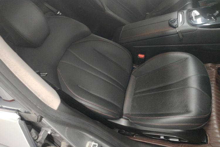 小鹏P7 2020款 670E局部细节41