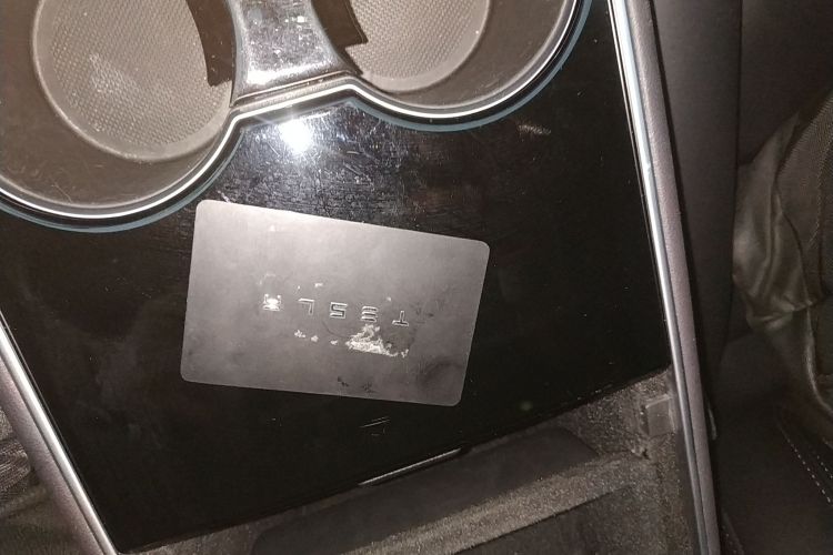 特斯拉 Model 3(进口) 2019款 标准续航后驱升级版(60度)中控内饰7001