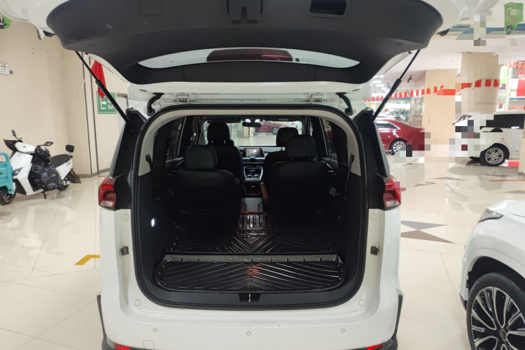 上汽大通MAXUS 大通G50 2021款 1.5T 自动畅游B机舱底盘23