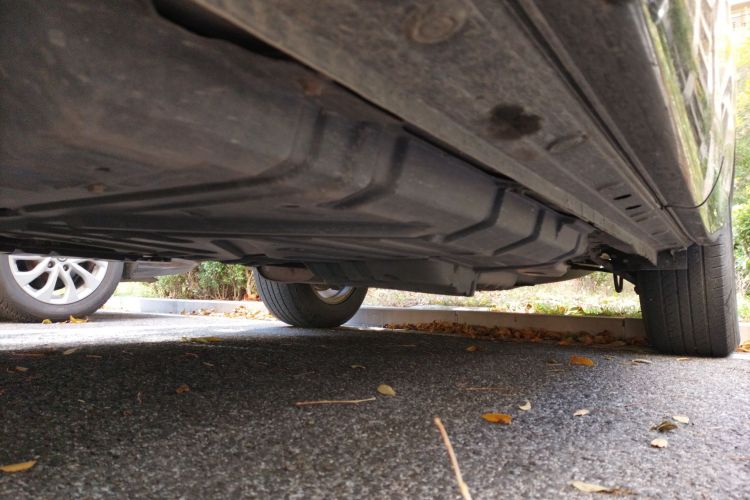 丰田 汉兰达 2009款 2.7L 两驱5座精英版局部细节9003