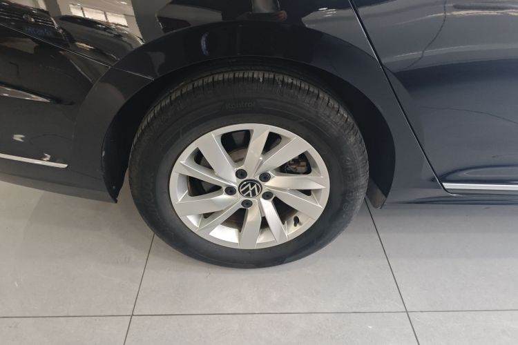 大众 帕萨特 2020款 改款 280TSI 商务版 国VI车身外观6008