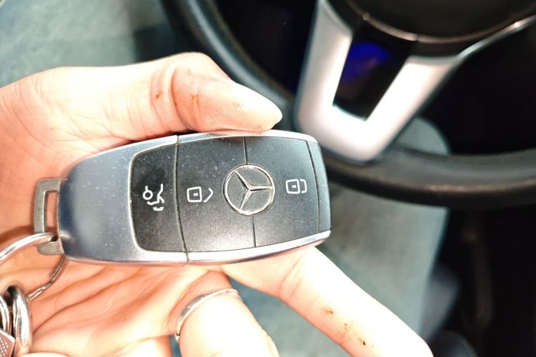 奔驰C级 2019款 C 260 L中控内饰11