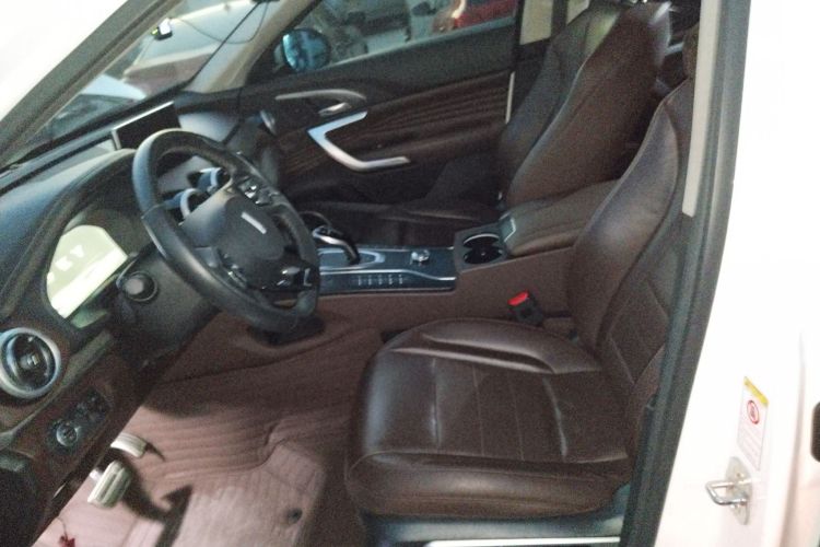 魏牌 VV7 2019款 升级款 2.0T 旗舰型 国V中控内饰19