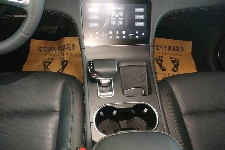 理想汽车 理想ONE 2021款 增程6座版局部细节18