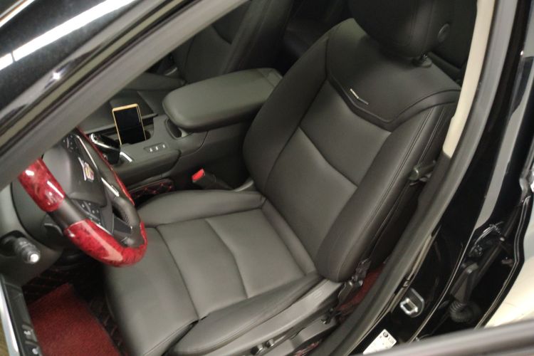 凯迪拉克XT5 2016款 28T 四驱豪华型中控内饰19