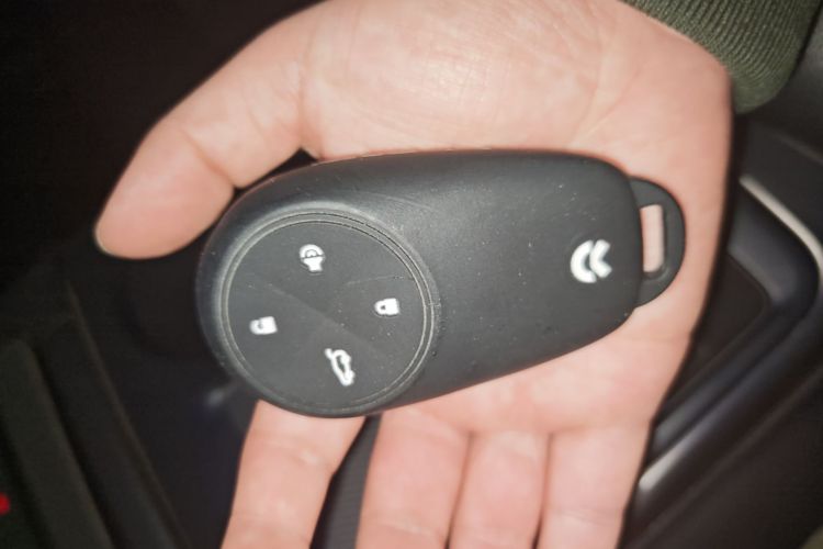 蔚来ES6 2020款 420KM 运动版中控内饰7001