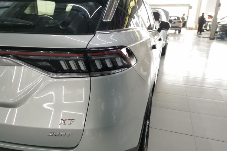 北京汽车 北京X7 2022款 1.5TD DCT致尚版车身外观6006