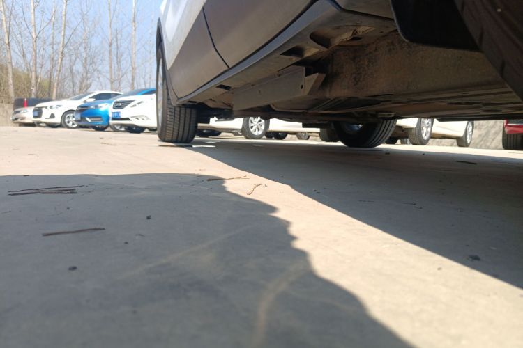 别克 昂科威 2018款 20T 两驱精英型机舱底盘30