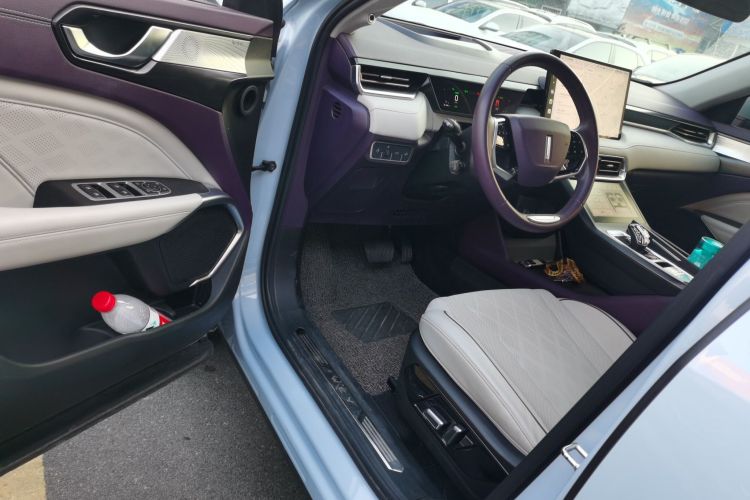 魏牌 拿铁DHT 2022款 1.5T DHT大杯中控内饰7003