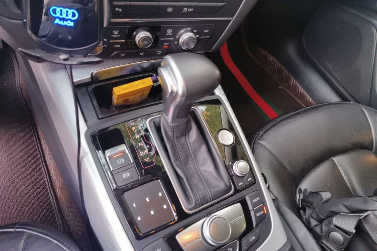 奥迪A6L 2014款 30 FSI 技术型局部细节18