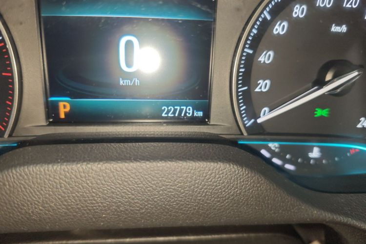 别克 英朗 2018款 15T 双离合精英型 国V中控内饰15