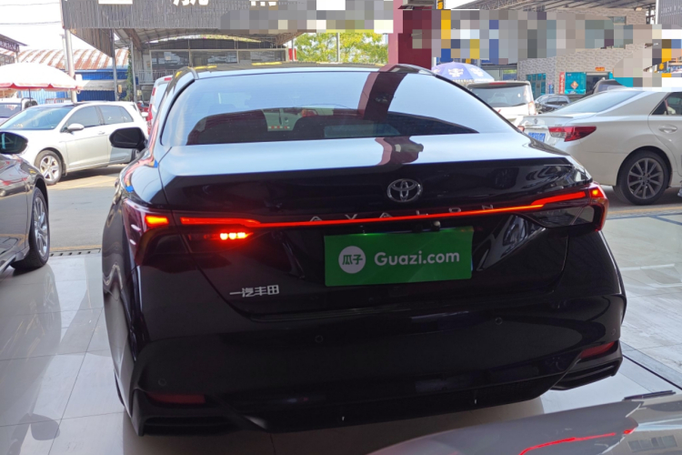 丰田 亚洲龙 2024款 2.0L 进取版车身外观6