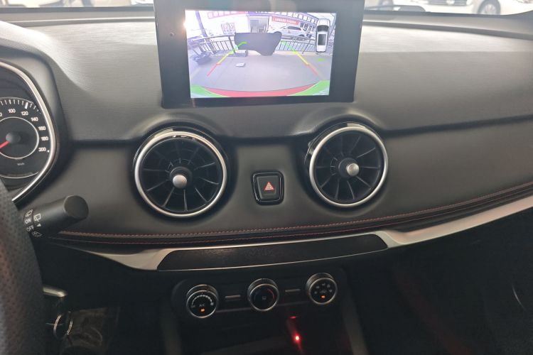 东风风光 风光500 2022款 1.5L CVT悦享型中控内饰16