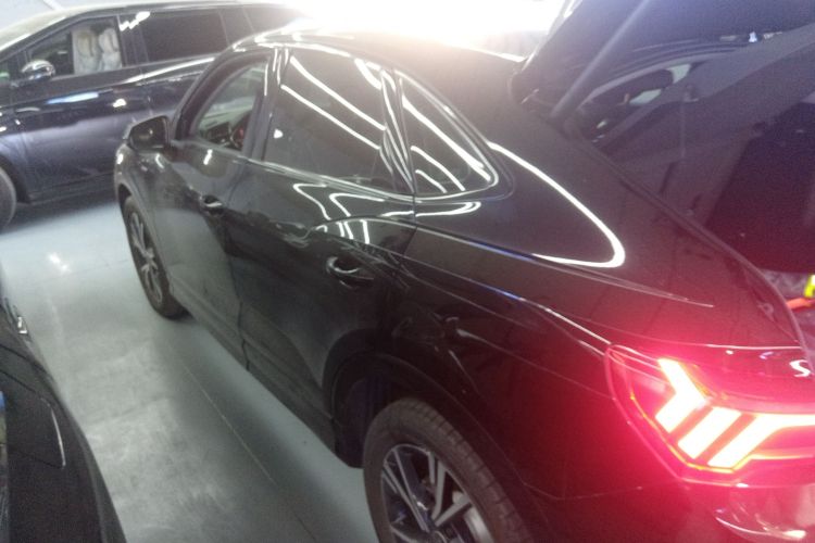 奥迪Q3 Sportback 2022款 40 TFSI 时尚型车身外观6003