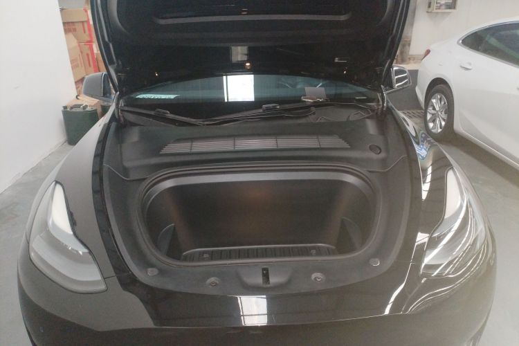 特斯拉 Model Y 2022款 改款 后轮驱动版机舱底盘24