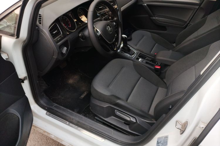 大众 高尔夫 2020款 挚爱版 280TSI DSG舒适型局部细节19