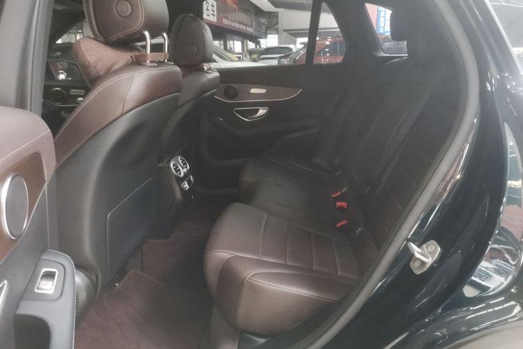 奔驰GLC 2021款 GLC 260 L 4MATIC 豪华型中控内饰7004
