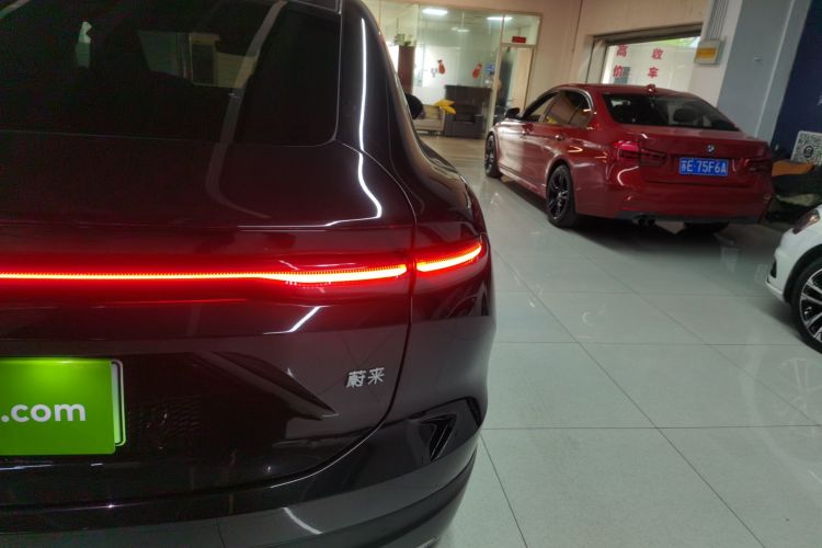 蔚来EC6 2024款 75kWh车身外观9