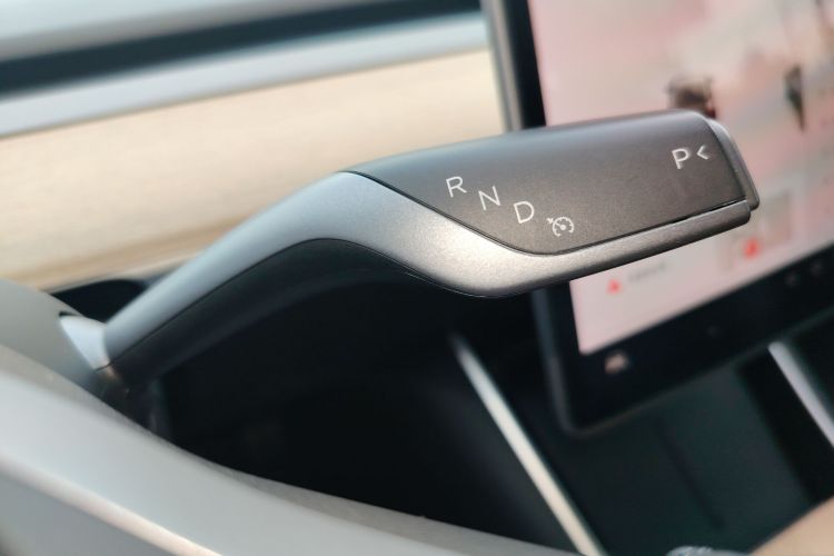 特斯拉 Model 3 2020款 标准续航后驱升级版中控内饰18