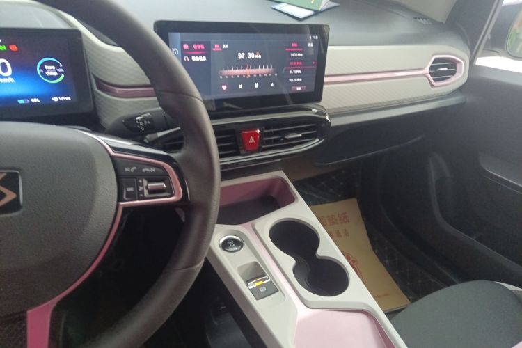 思皓 花仙子 2021款 集美版 302km 时尚型中控内饰16