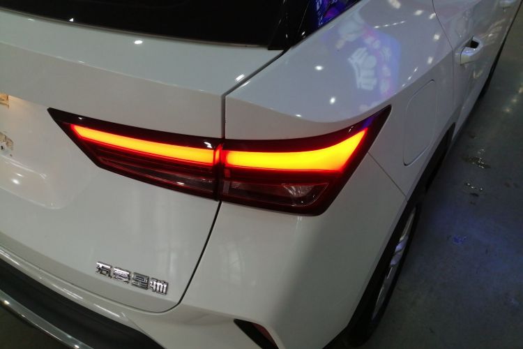 五菱汽车 五菱星驰 2022款 1.5L 手动自在型车身外观6006