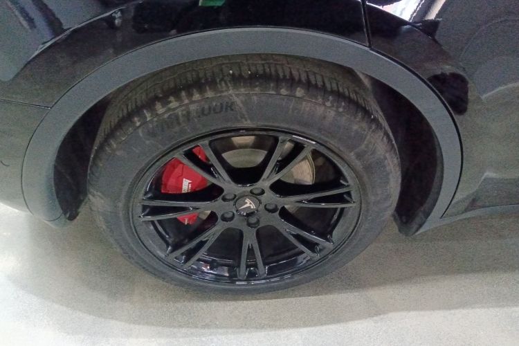 特斯拉 Model Y 2022款 改款 后轮驱动版车身外观6002