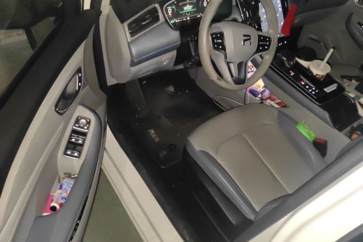 飞凡汽车 飞凡ER6 2020款 620km 智享版中控内饰20