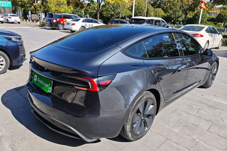 特斯拉 Model 3 2023款 后轮驱动版车身外观6005