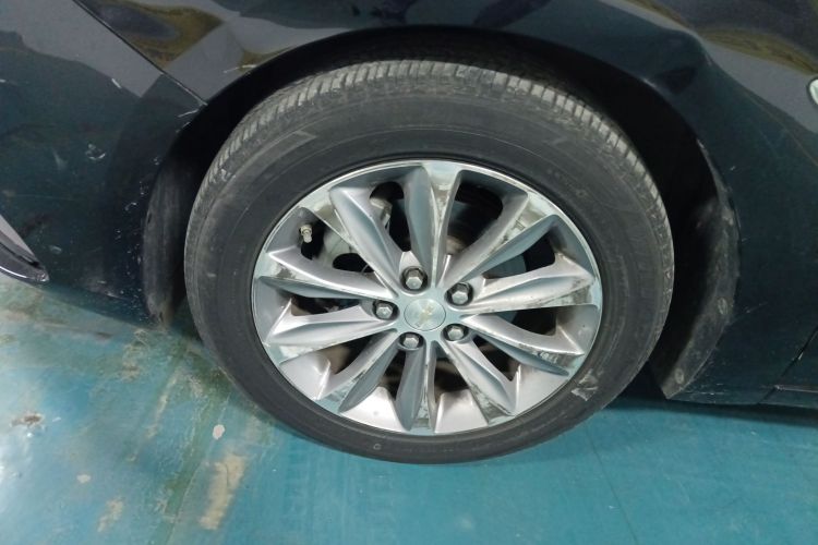 雪佛兰 科鲁泽 2022款 320 自动悦享天窗版车身外观6007