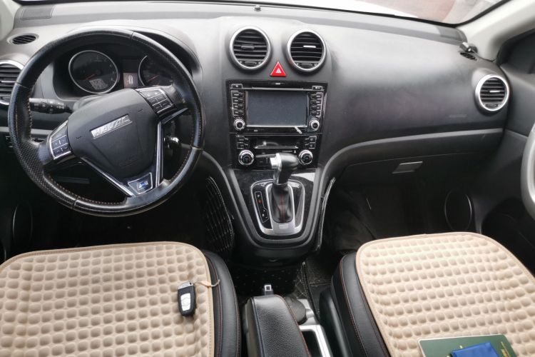 哈弗H6 2016款 升级版 1.5T 自动两驱精英型中控内饰12