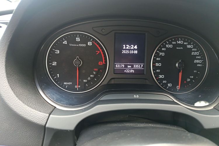 奥迪A3 2017款 Sportback 35 TFSI 进取型中控内饰15