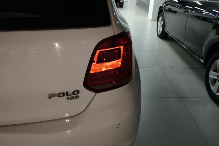 大众 Polo 2018款 1.5L 自动安享型车身外观9